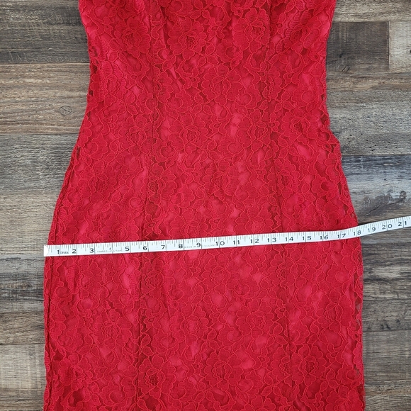 NWT Zum Zum By Niki Livas Red Mermaid Lace Halter Prom Gala Formal Gown - Picture 15 of 16